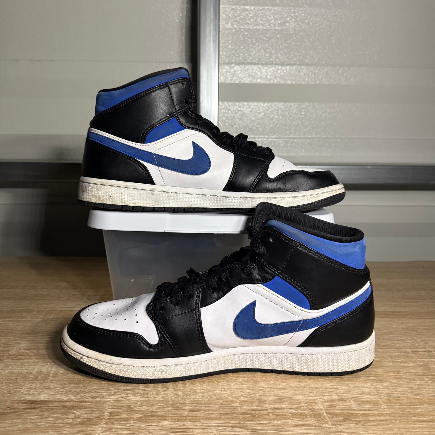 Size 10.5 - AJ 1 Mid Racer Blue