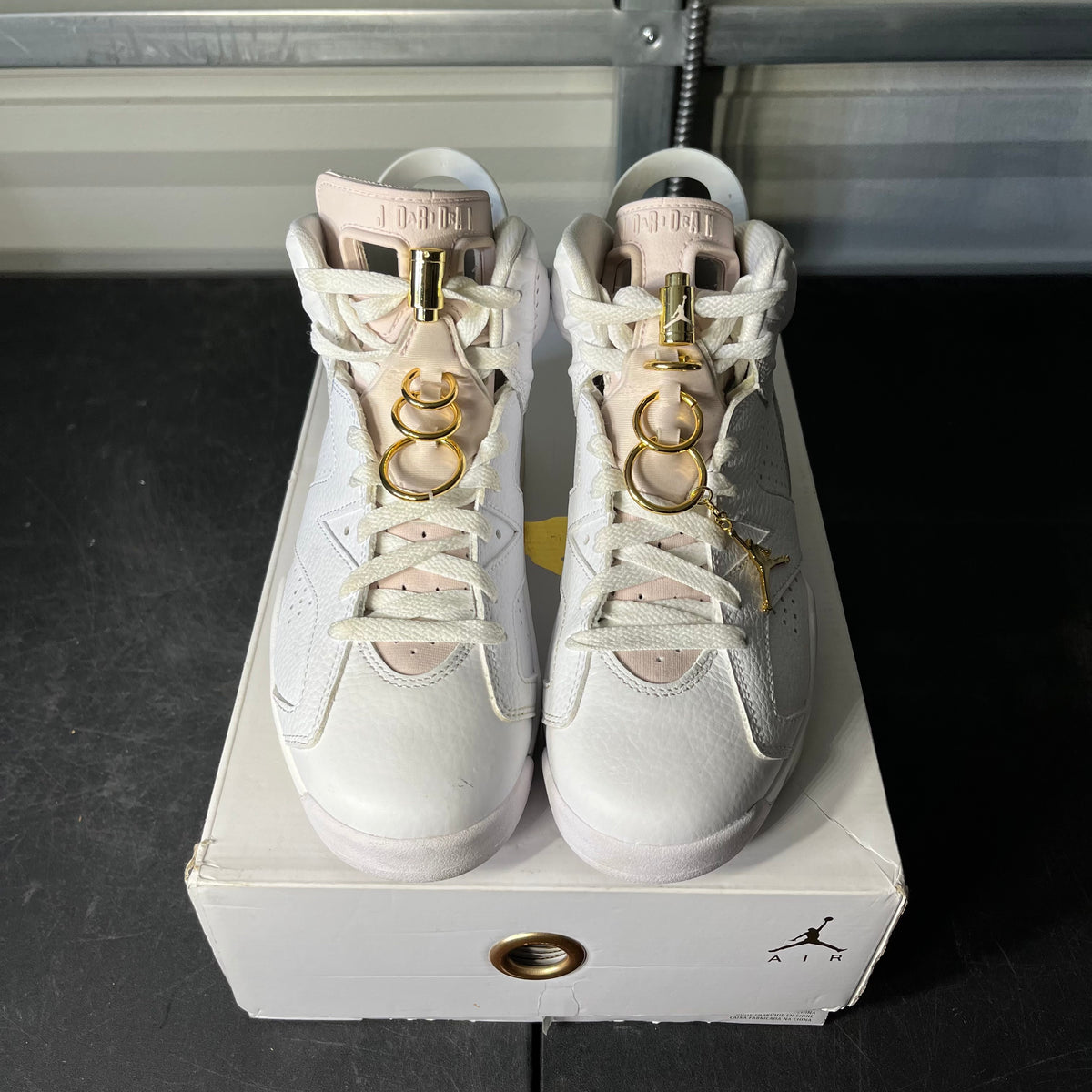 Size 8W - AJ 6 Gold Hoops