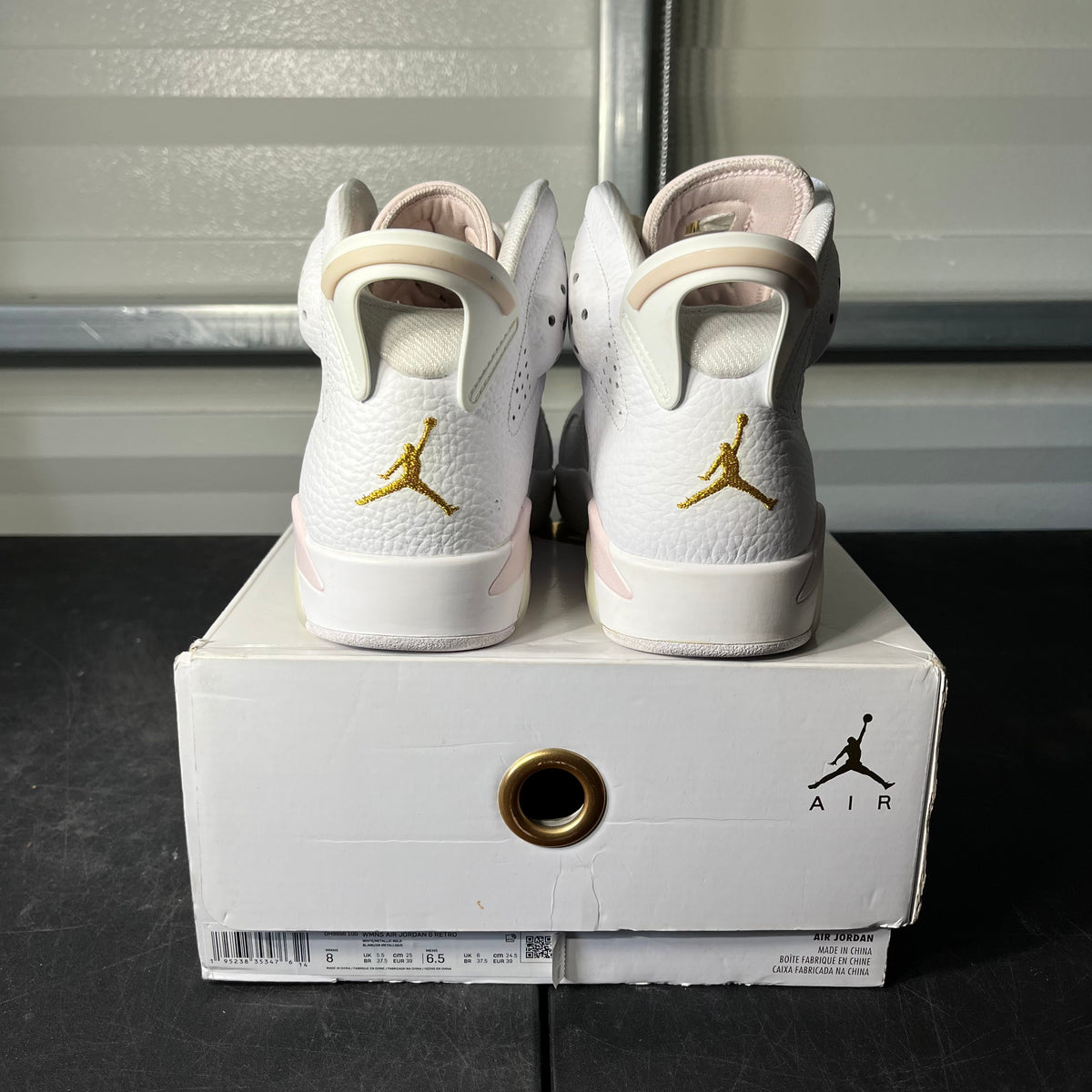 Size 8W - AJ 6 Gold Hoops