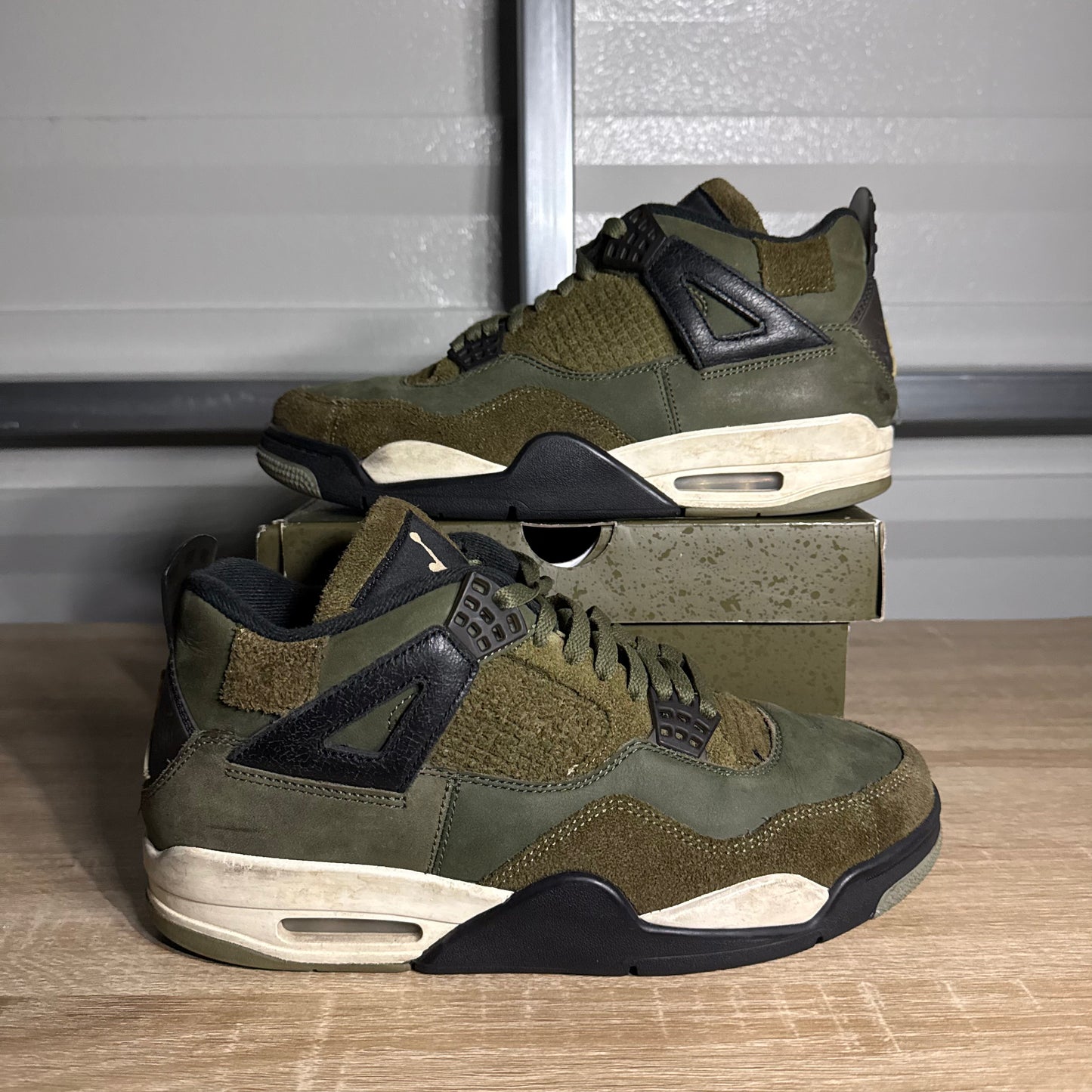 Size 9.5 - AJ 4 Retro SE Craft Medium Olive