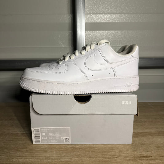 Size 10 - AF 1 '07 Triple White