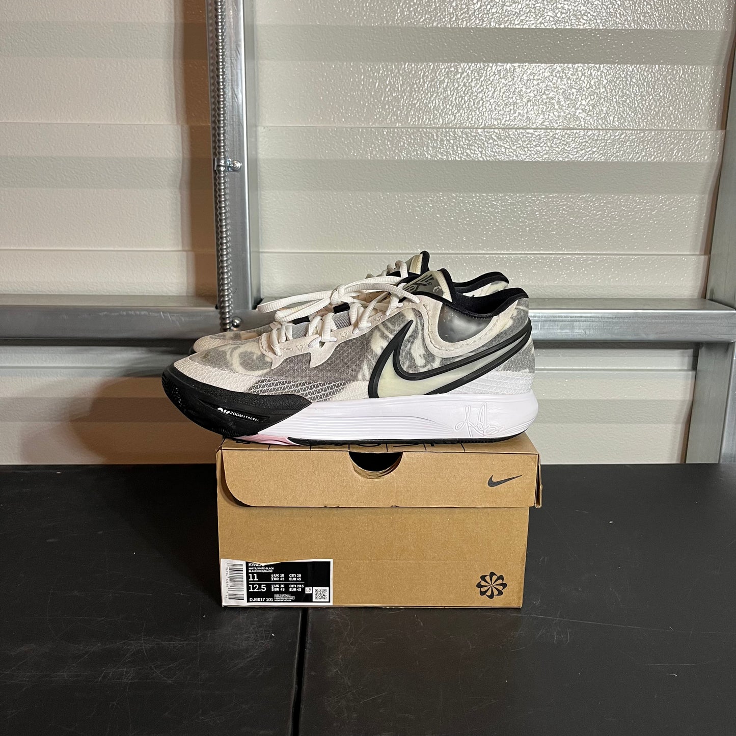 Size 11 - Kyrie 8 White Black