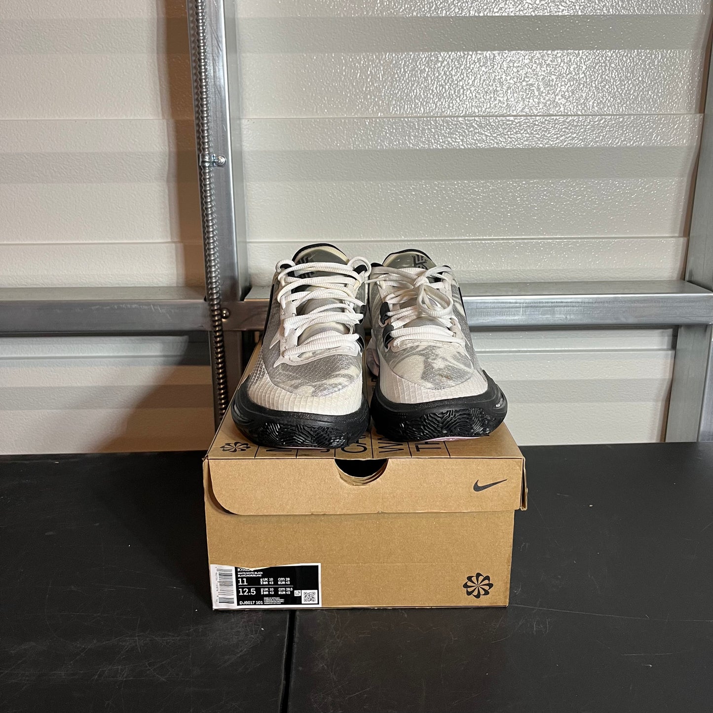 Size 11 - Kyrie 8 White Black