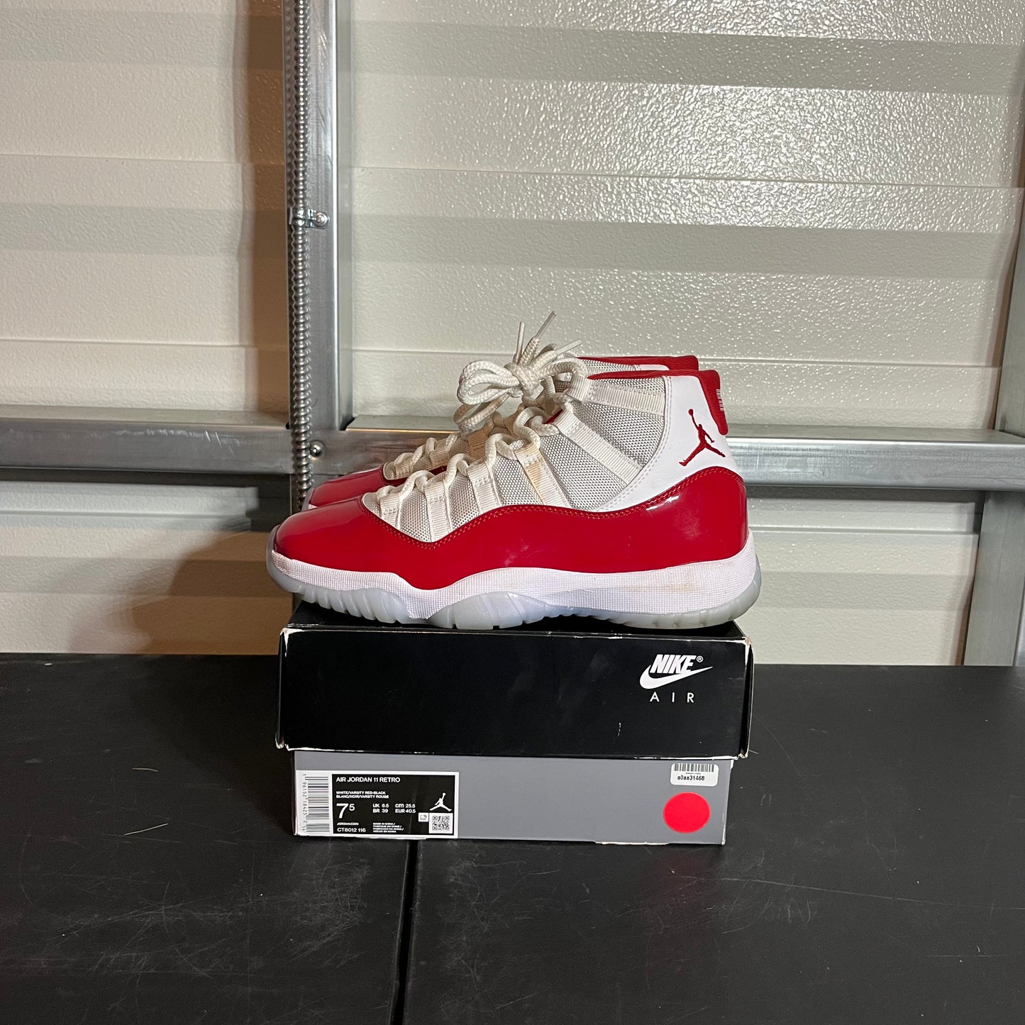 Size 7.5 - AJ 11 Retro Cherry