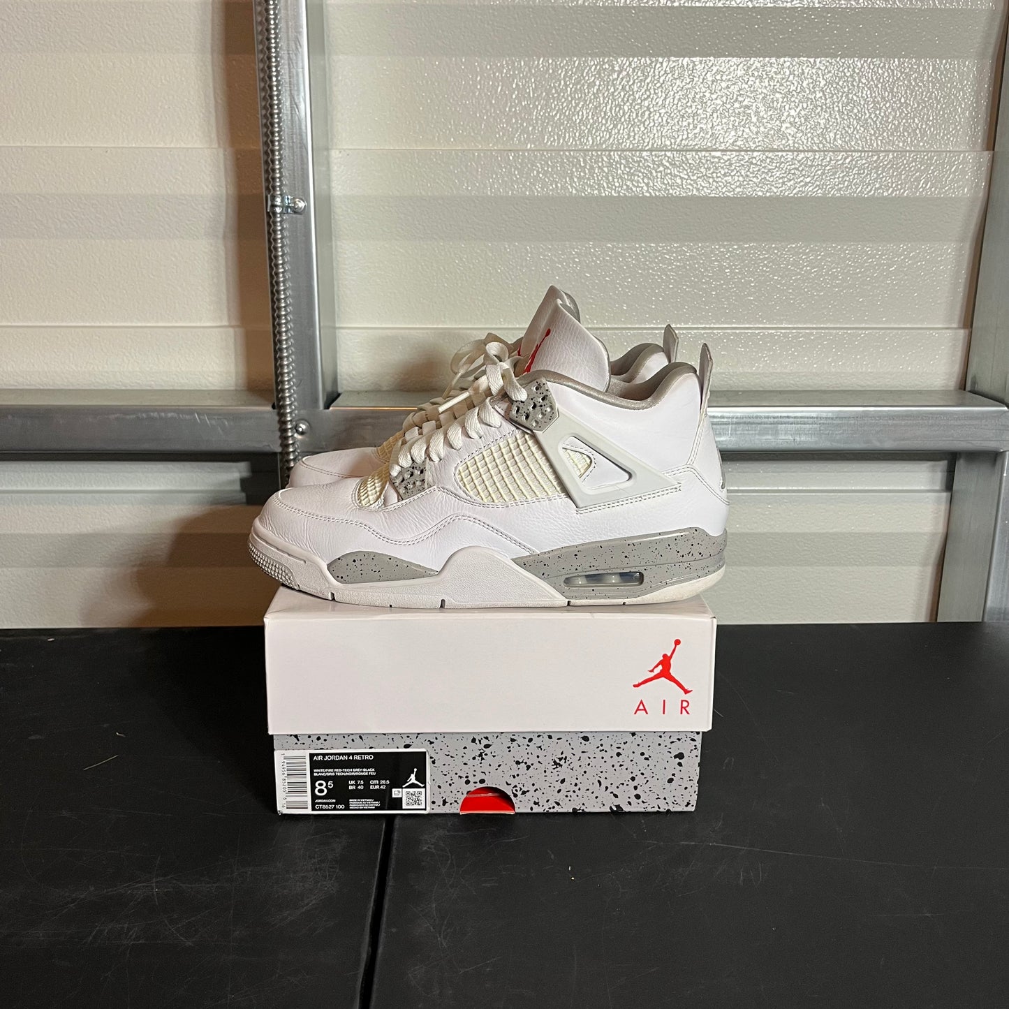 Size 8.5 - AJ 4 Retro White Oreo