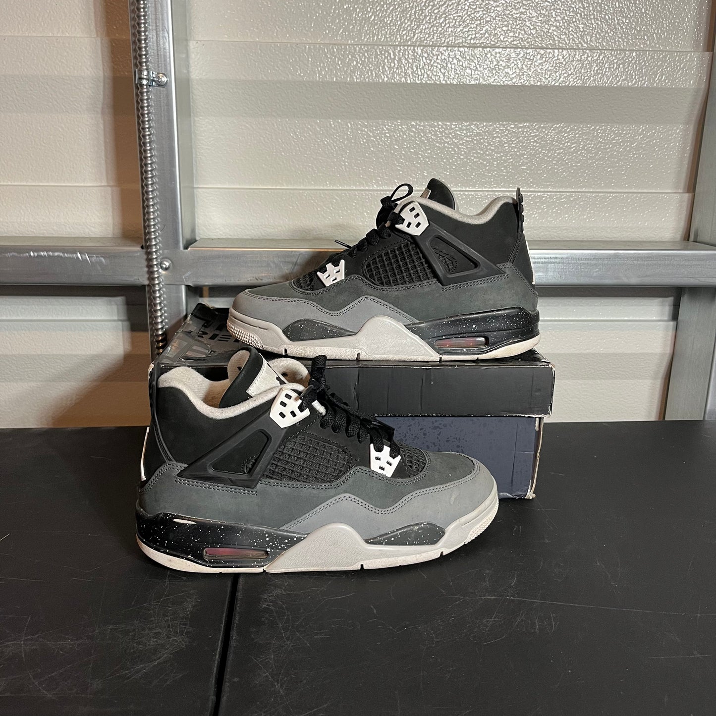 Size 6.5Y - AJ 4 Retro Fear