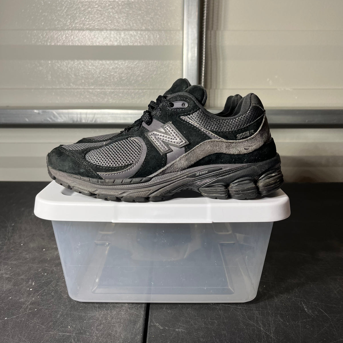 Size 7W- New Balance Black Magnet