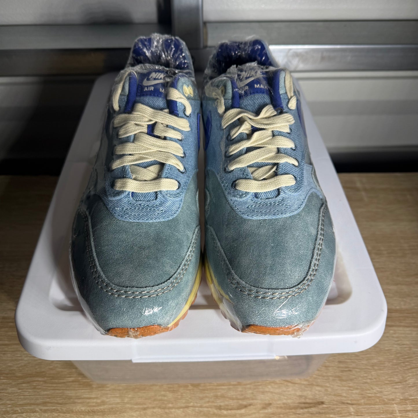 Size 9.5 - AM 1 PRM Dirty Denim