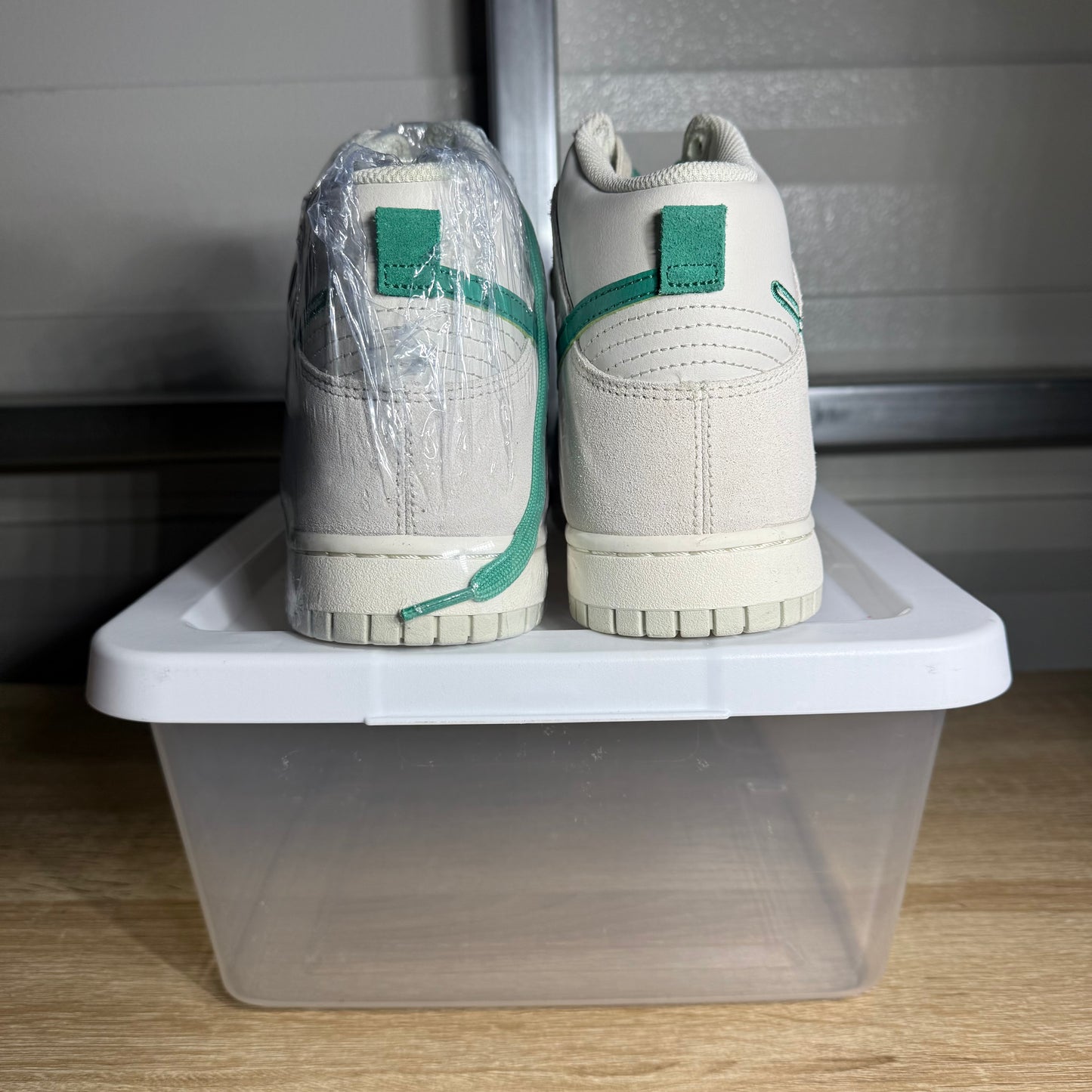 Size 10.5 - Dunk High SE First Use - Green Noise