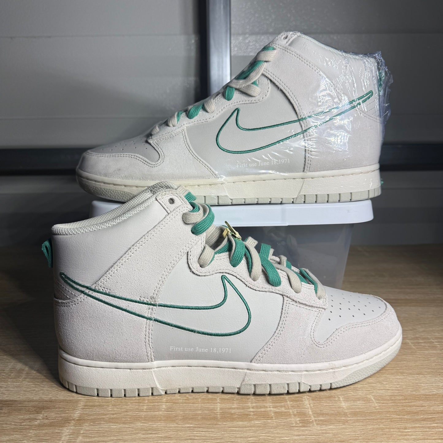Size 10.5 - Dunk High SE First Use - Green Noise