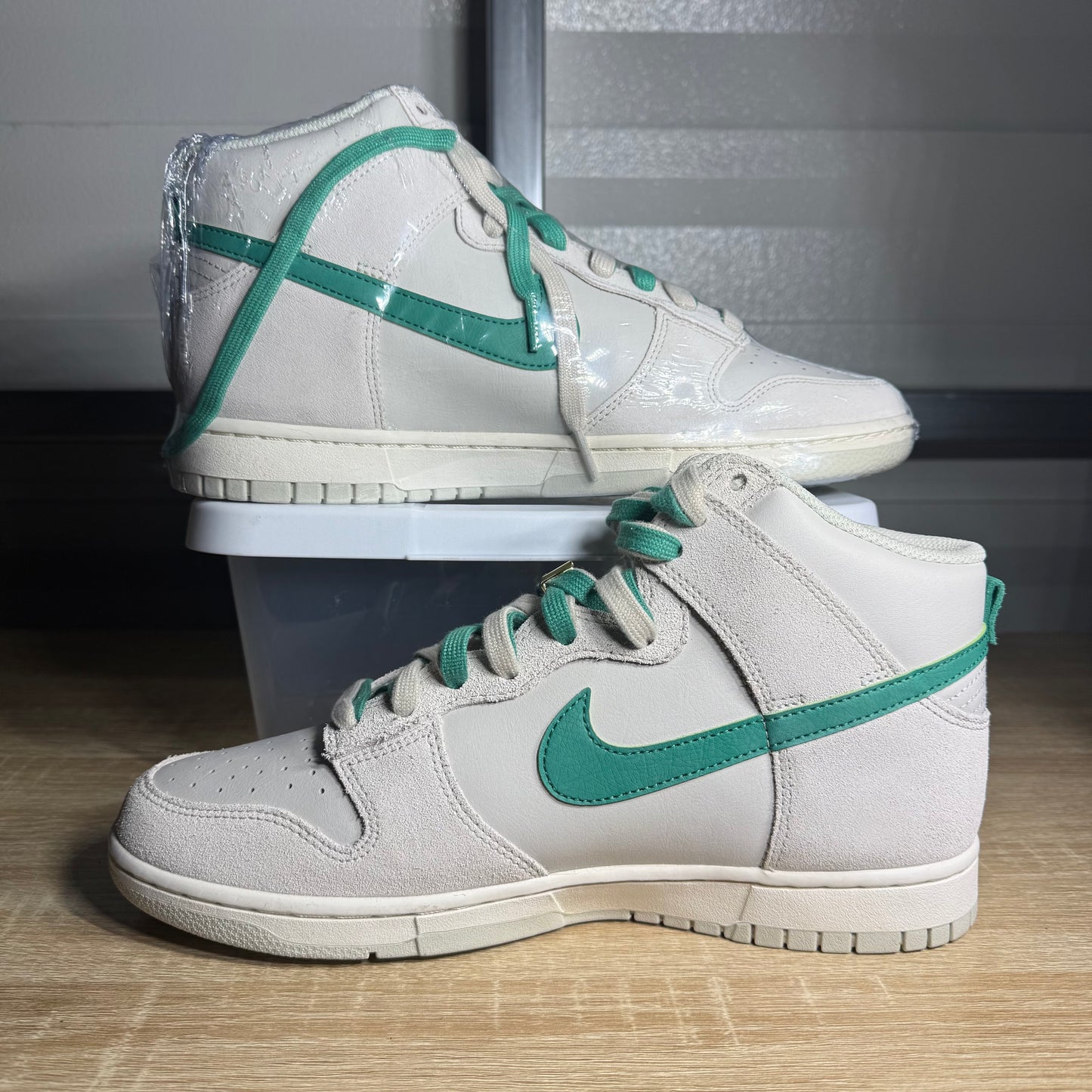 Size 10.5 - Dunk High SE First Use - Green Noise