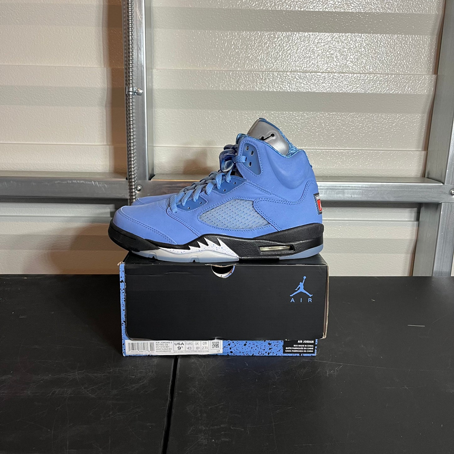 Size 9.5 - AJ 5 Retro UNC