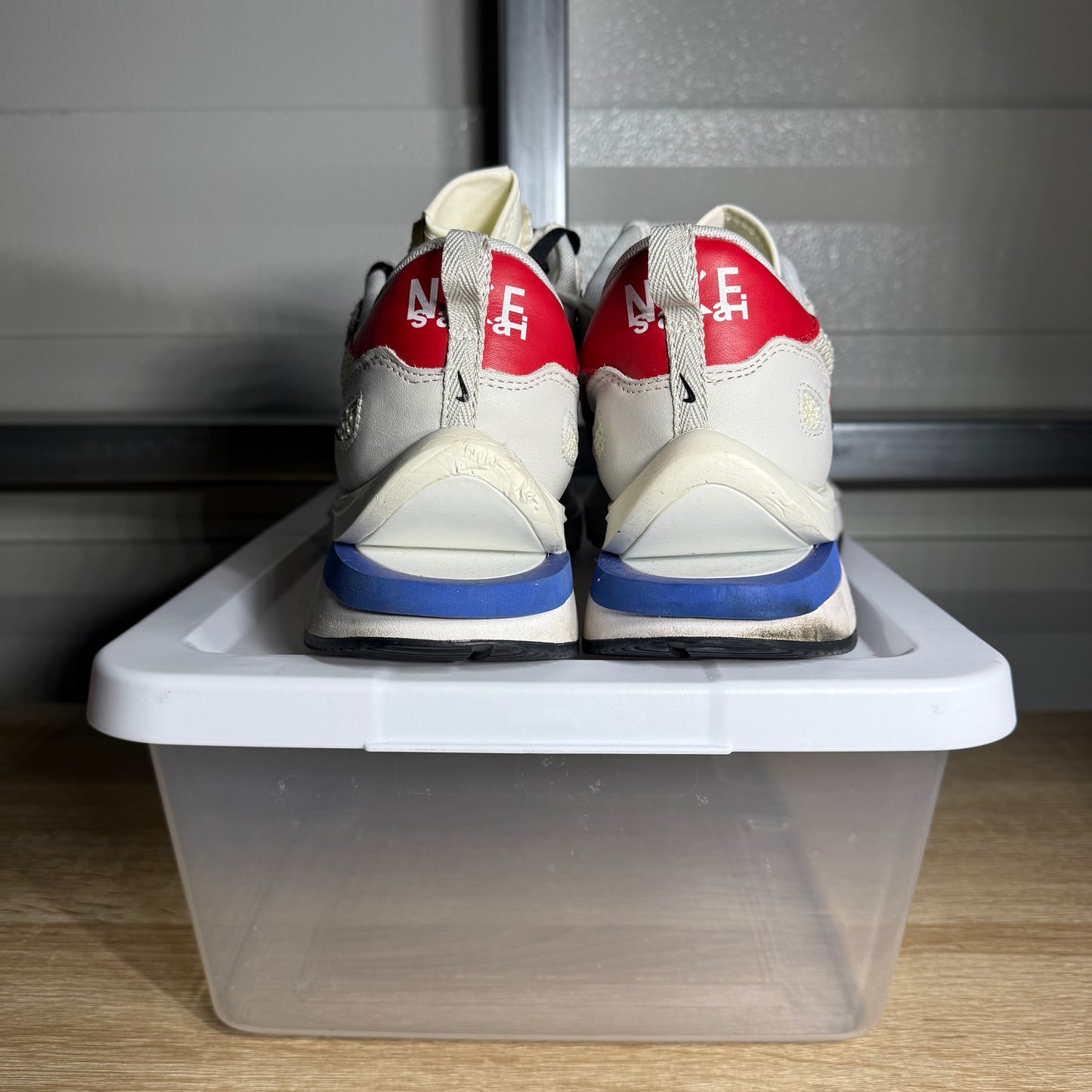 Size 10 - Sacai VaporWaffle Sail Sport Fuchsia Game Royal