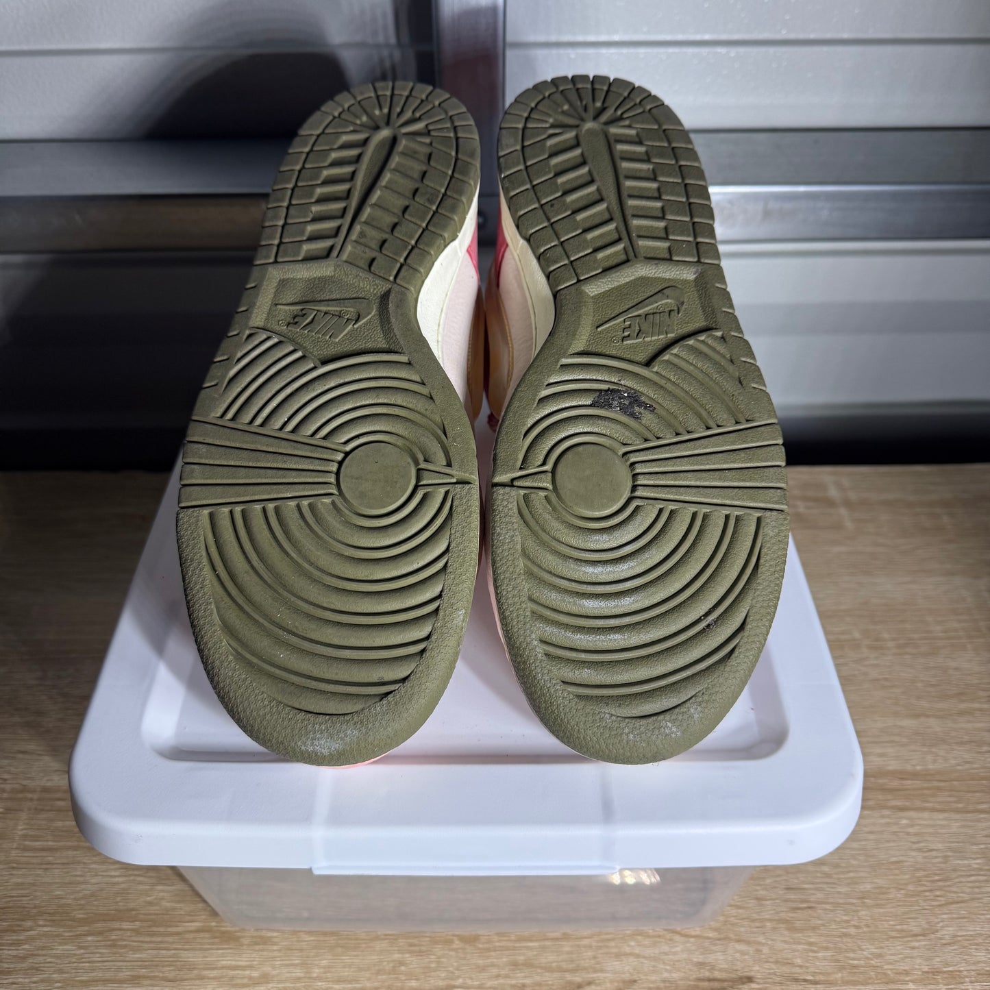 Size 9.5 - Social Status Dunk Mid Strawberry Milk