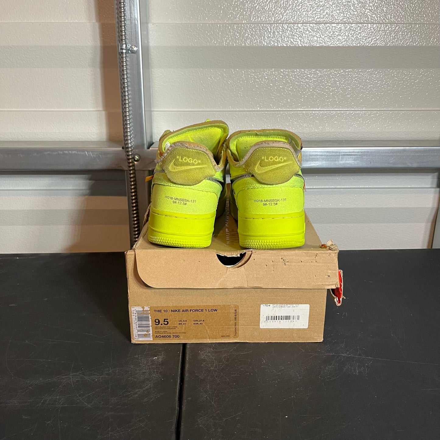 Size 9.5 - AF 1 Off-White Volt