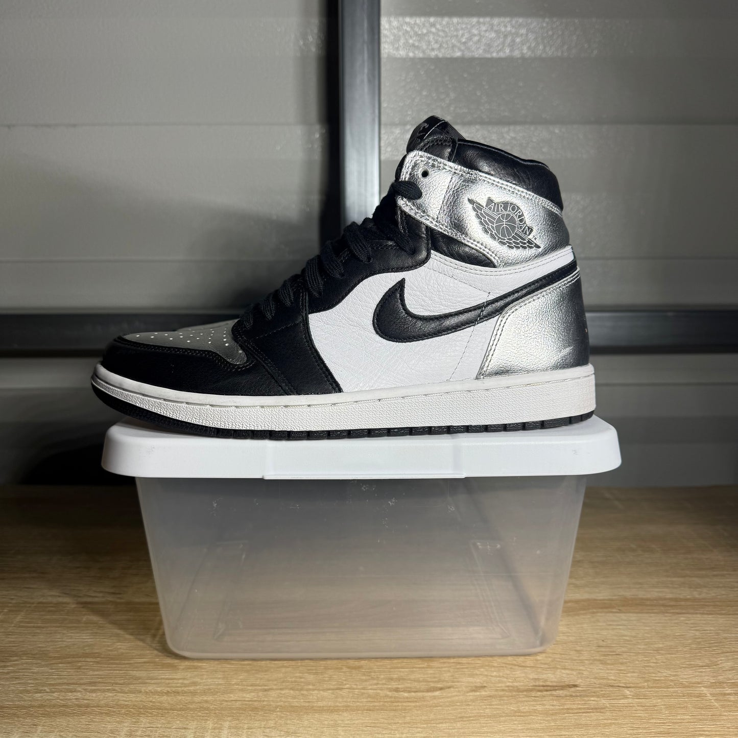 Size 10W - AJ 1 Retro High OG Silver Toe