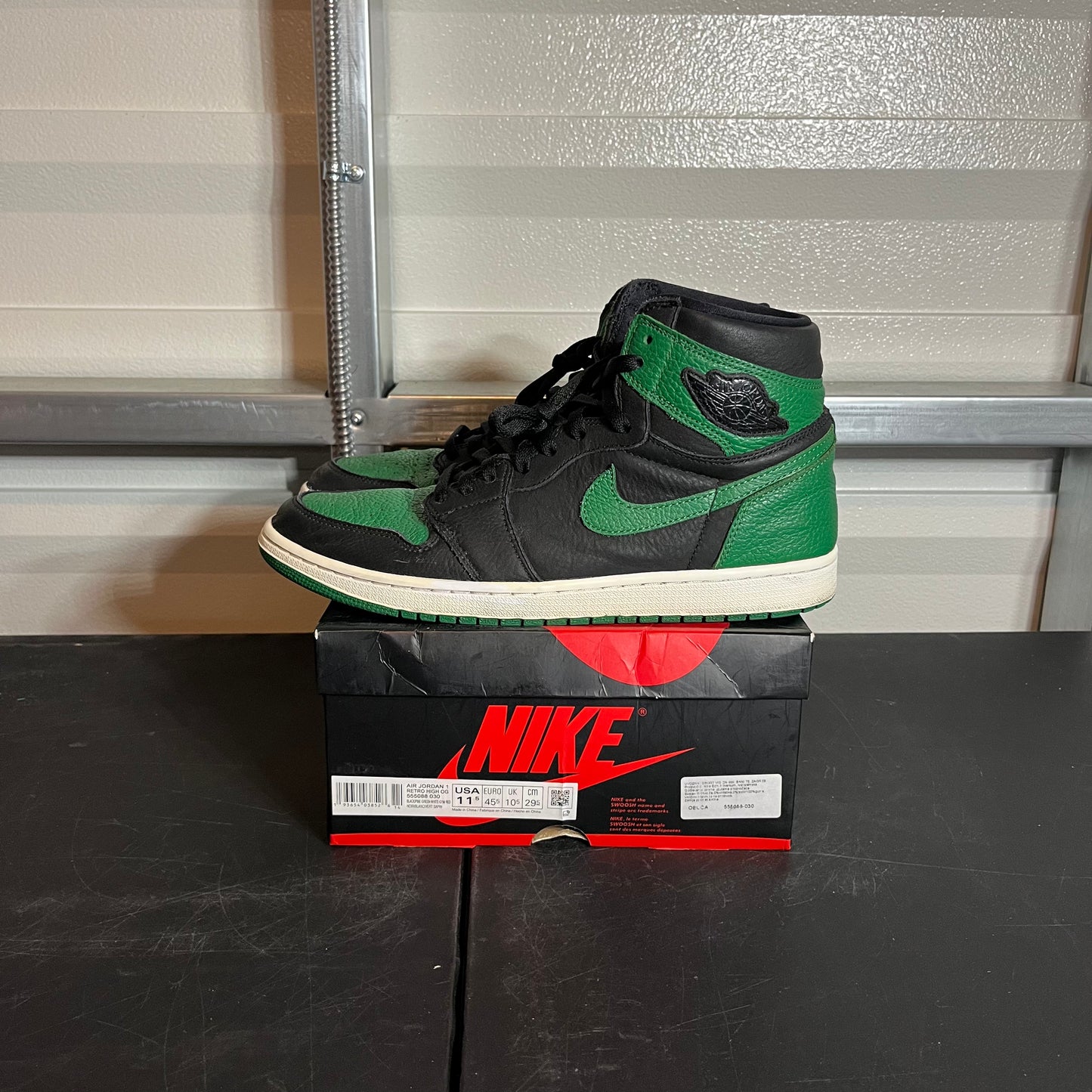 Size 11.5 - AJ 1 Retro High Pine Green 2.0