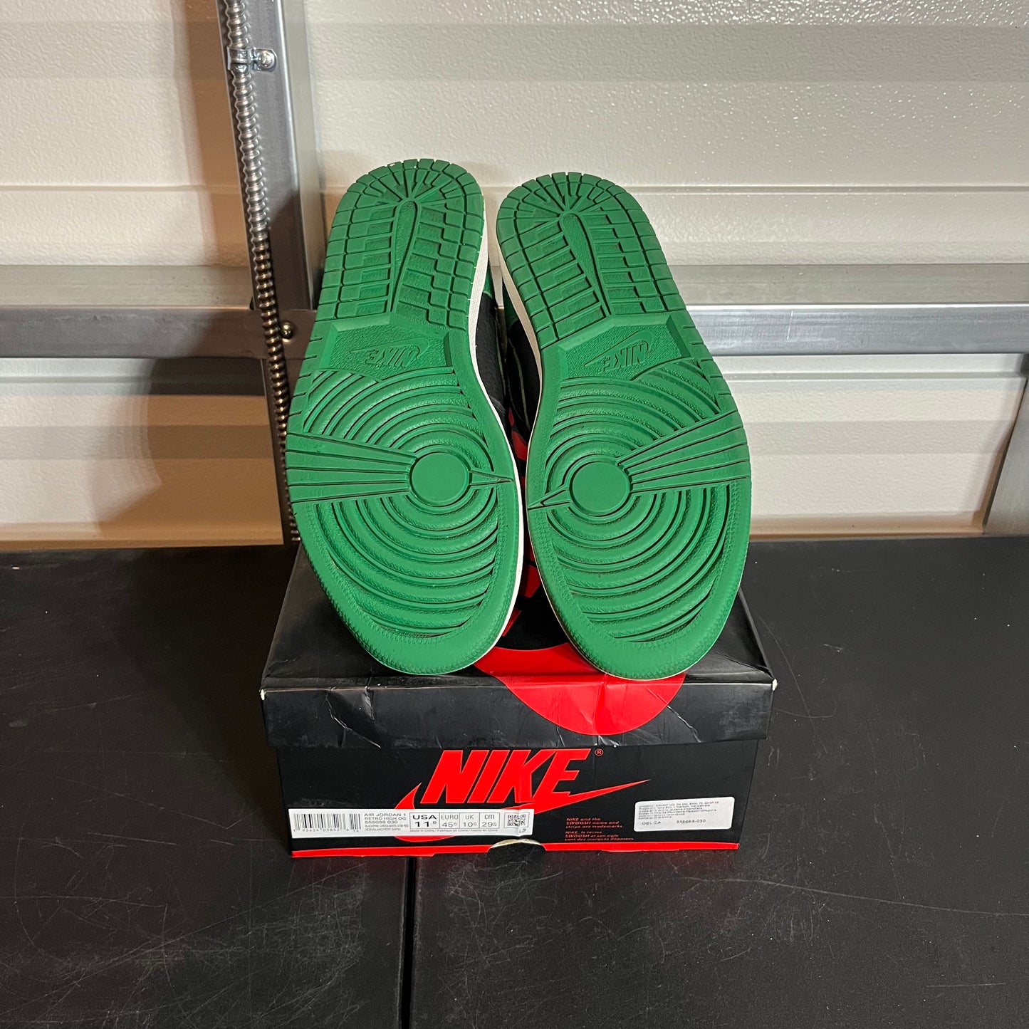 Size 11.5 - AJ 1 Retro High Pine Green 2.0