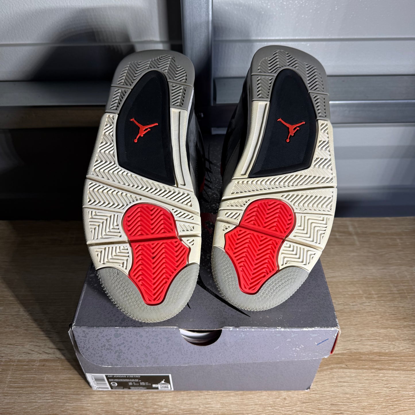Size 9 - AJ 4 Retro Infrared
