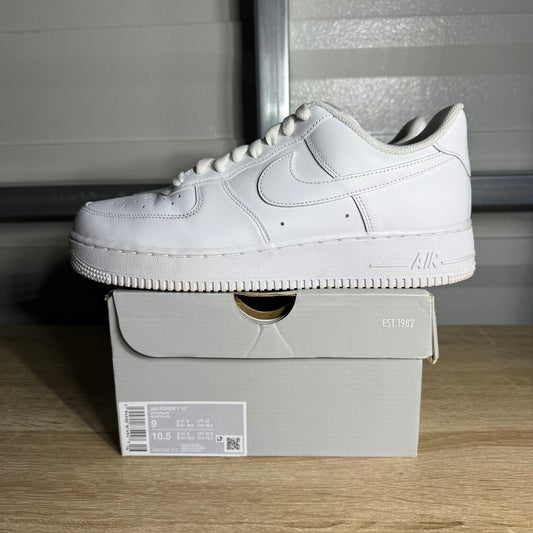 Size 9 - AF 1 Low '07 Triple White