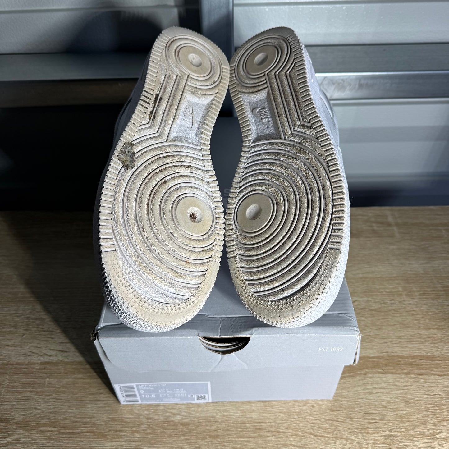 Size 9 - AF 1 Low '07 Triple White