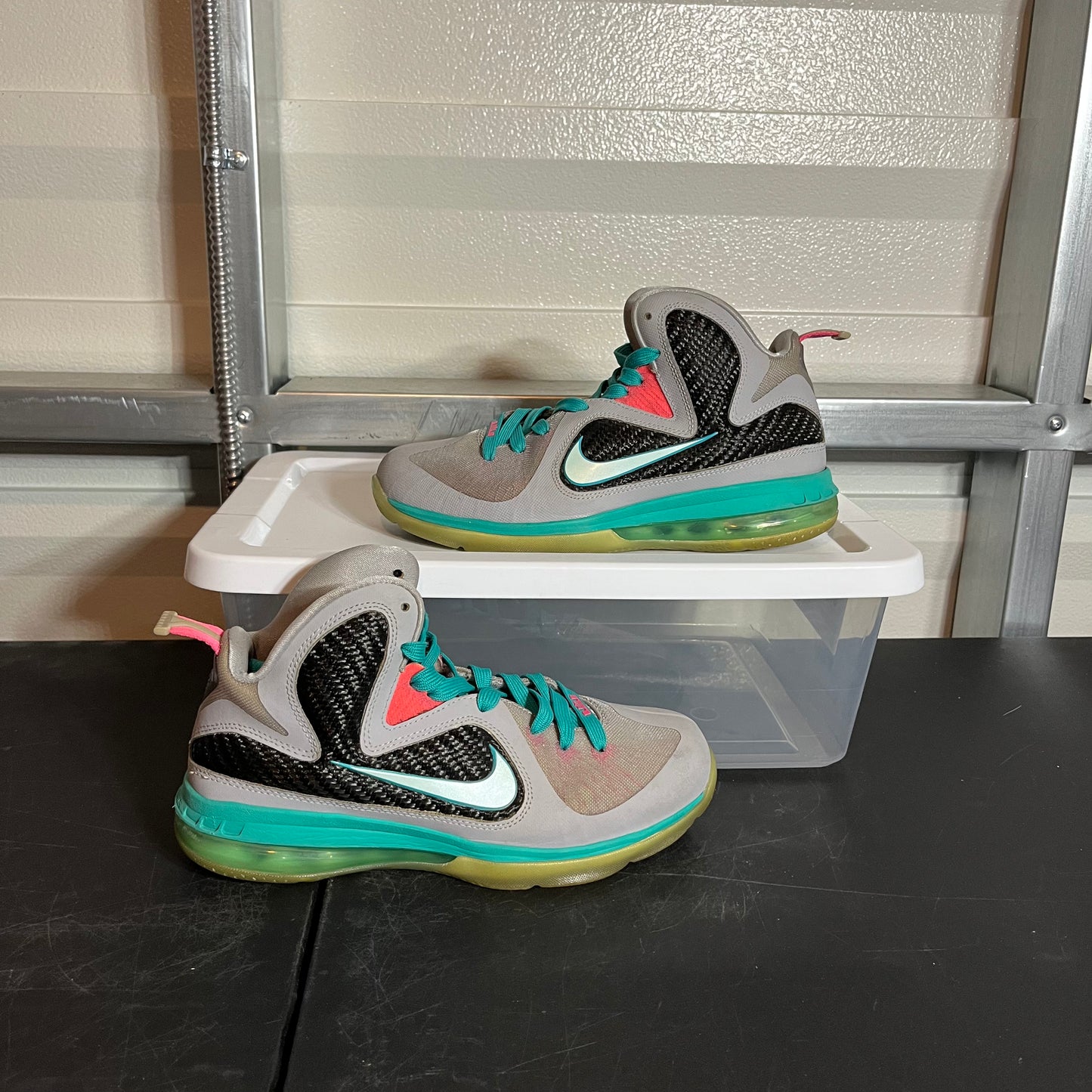 Size 7Y - LeBron 9 P.S. Elite South Beach