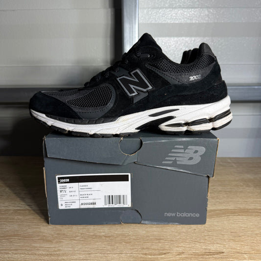 Size 9.5 - NB 2002R Black Gunmetal