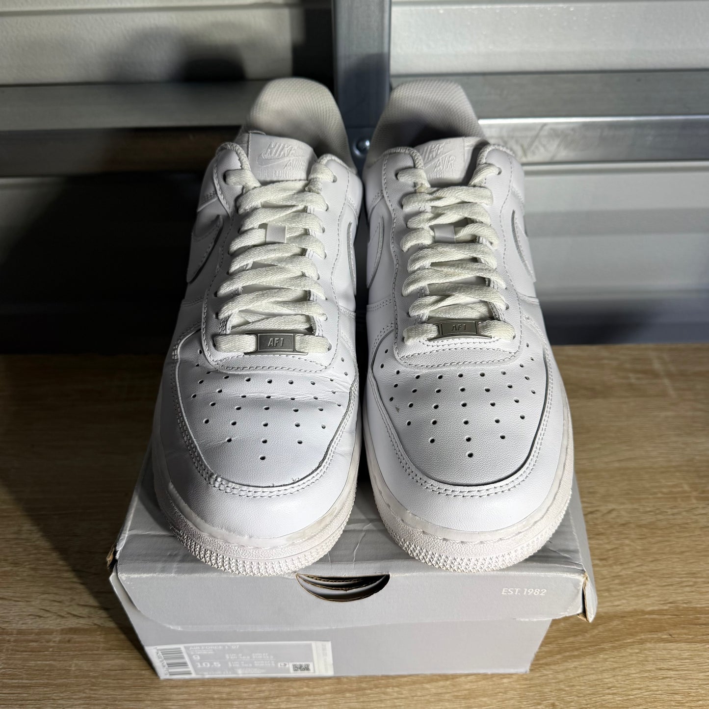 Size 9 - AF 1 Low '07 Triple White