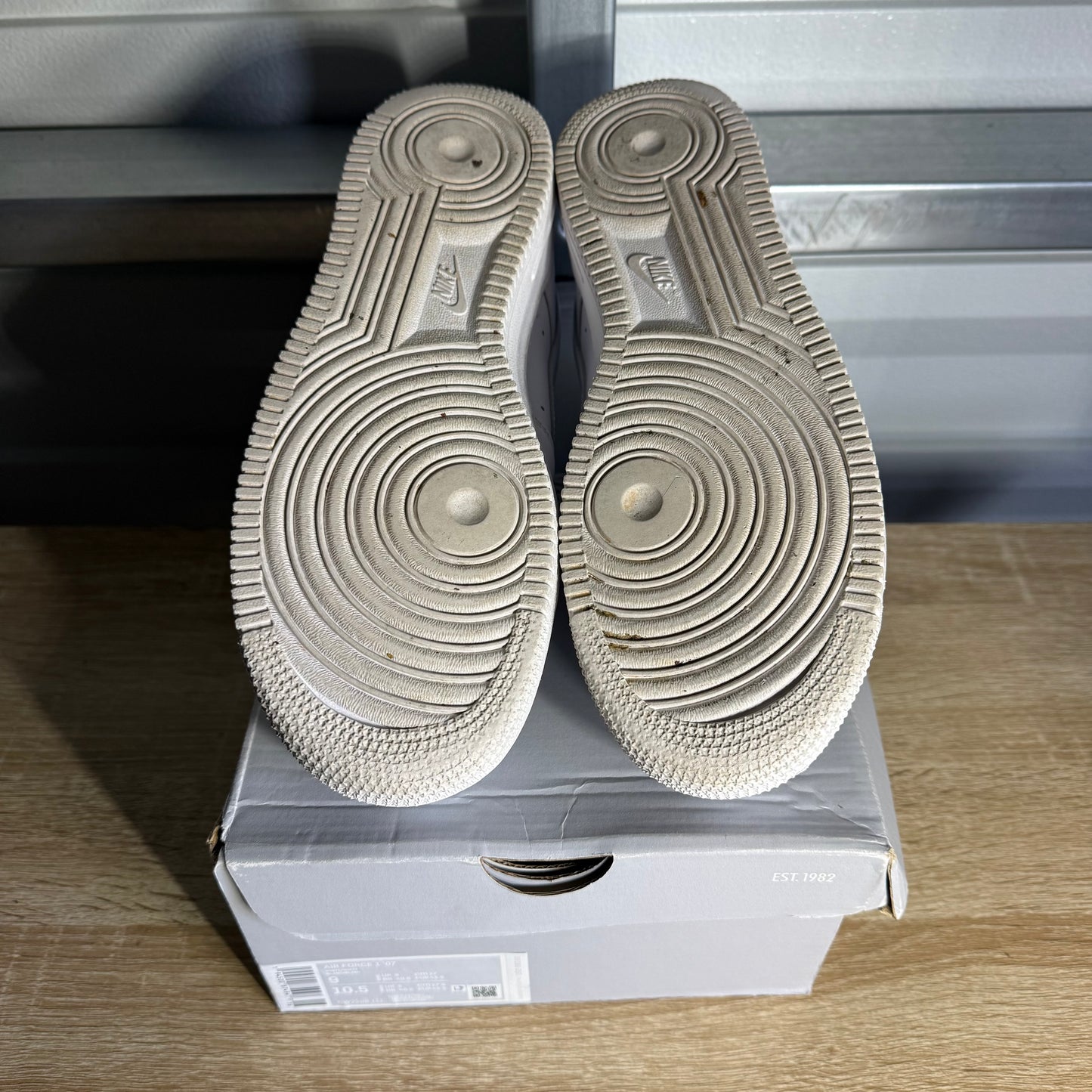 Size 9 - AF 1 Low '07 Triple White