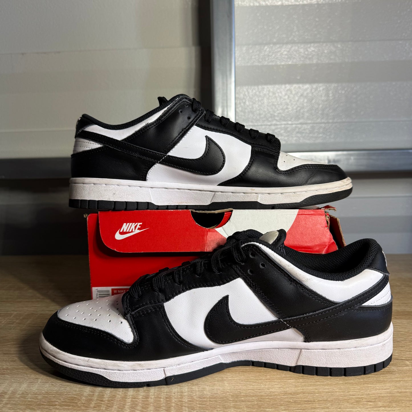 Size 11W – Dunk Low Panda