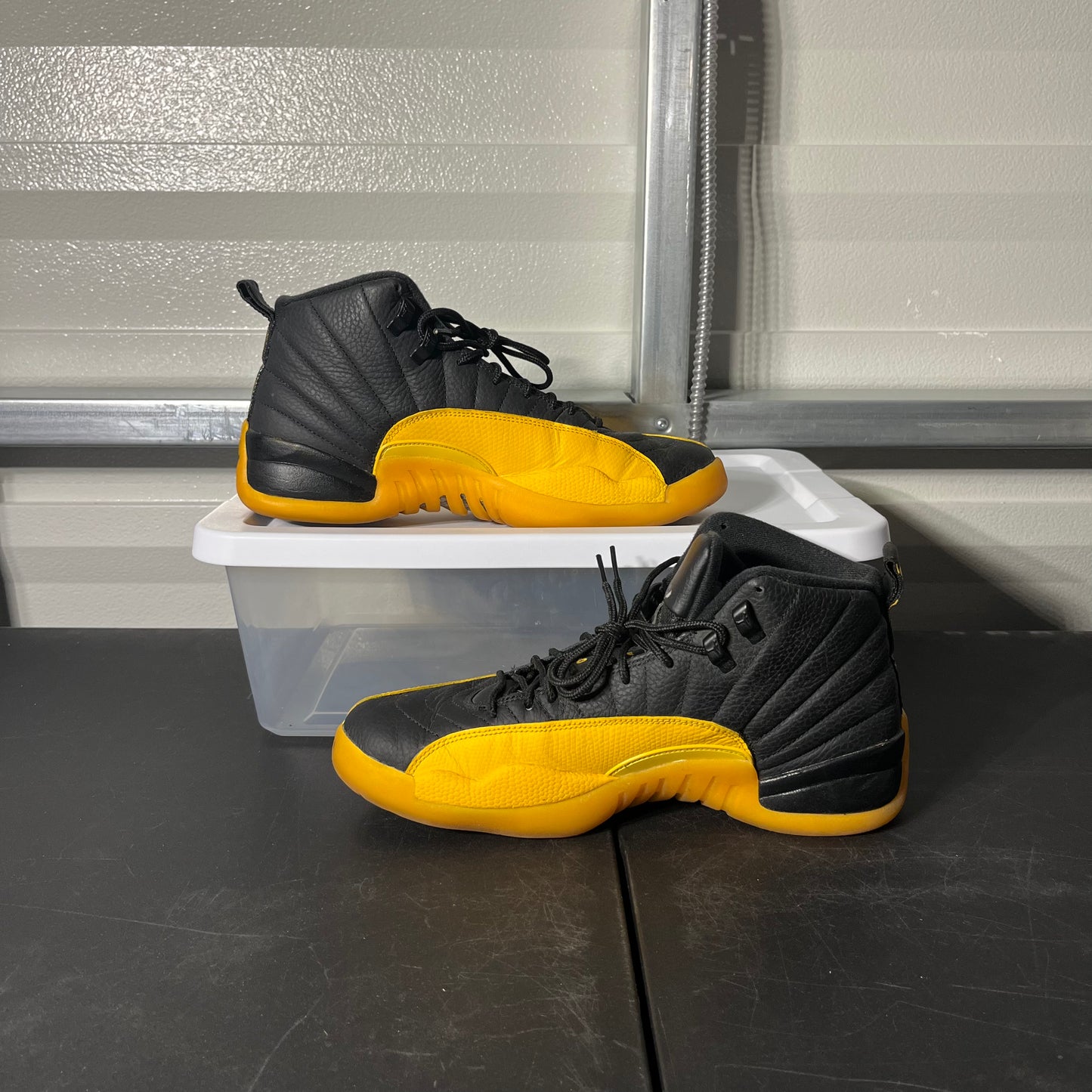 Size 10 - AJ 12 Retro University Gold