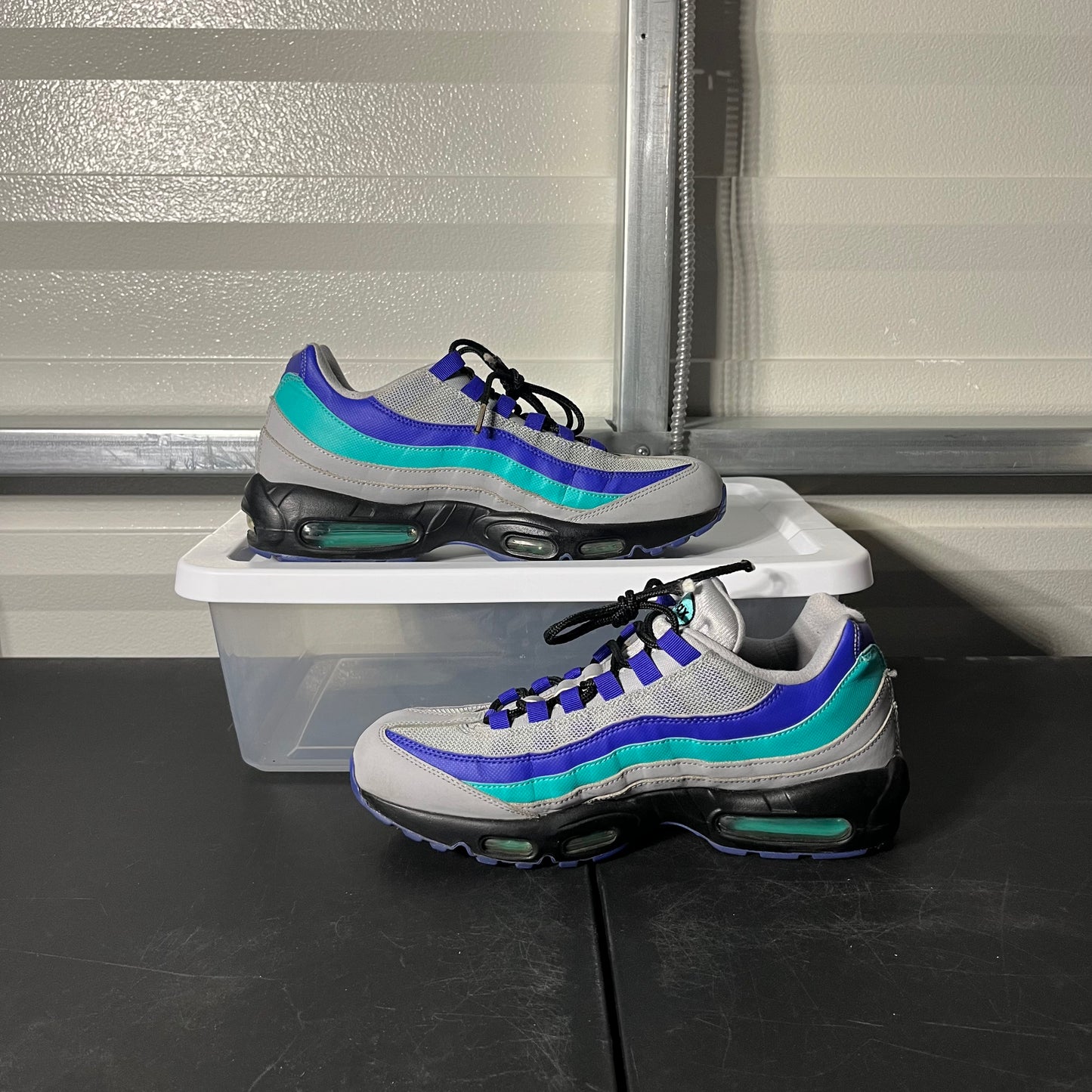 Size 10 - AM 95 Wolf Grey Grape