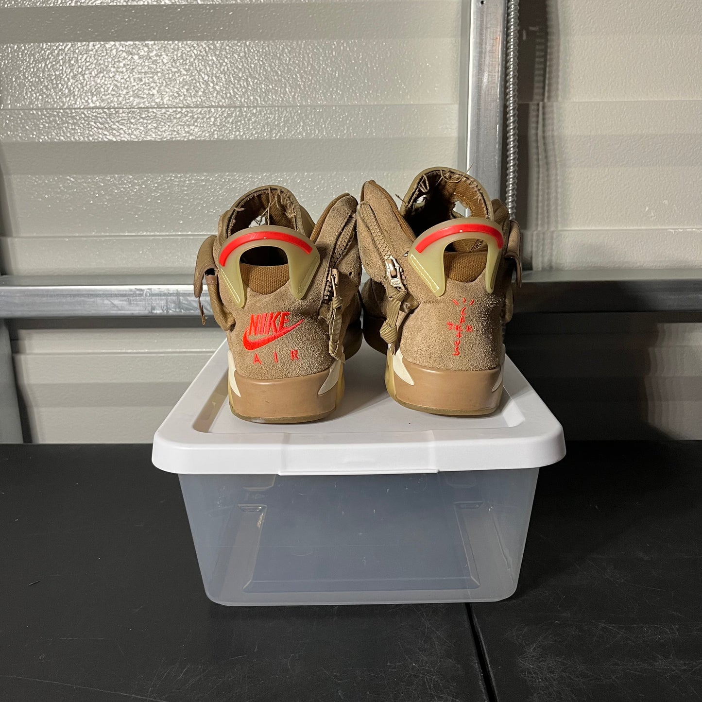 Size 9 - AJ 6 Retro Travis Scott British Khaki