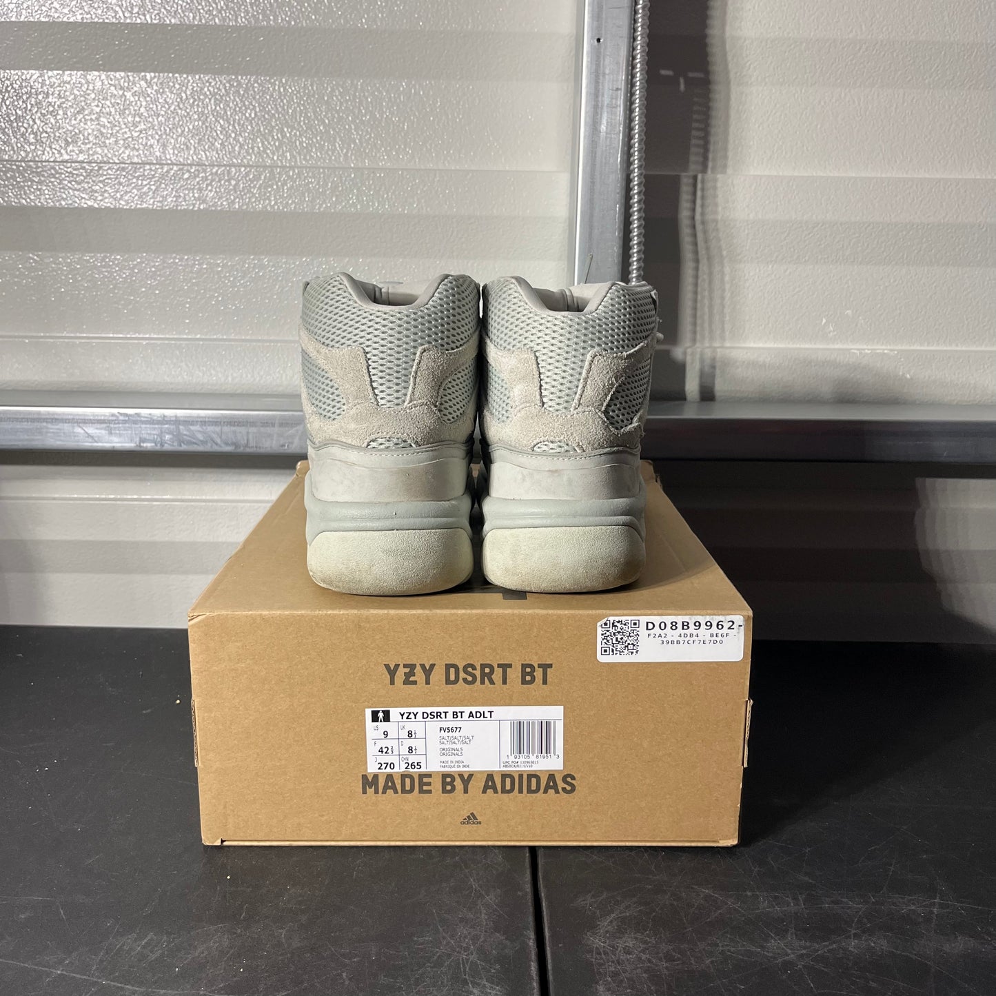 Size 9 - YZY Desert Boot Salt