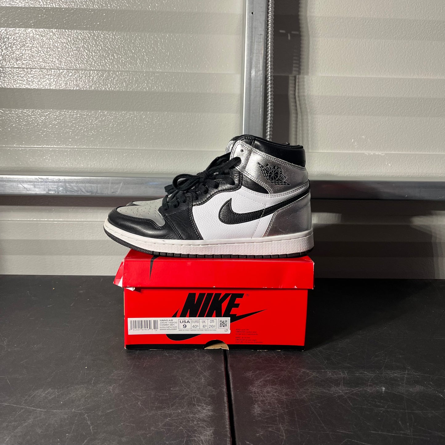 Size 9W - AJ 1 Retro High Silver Toe