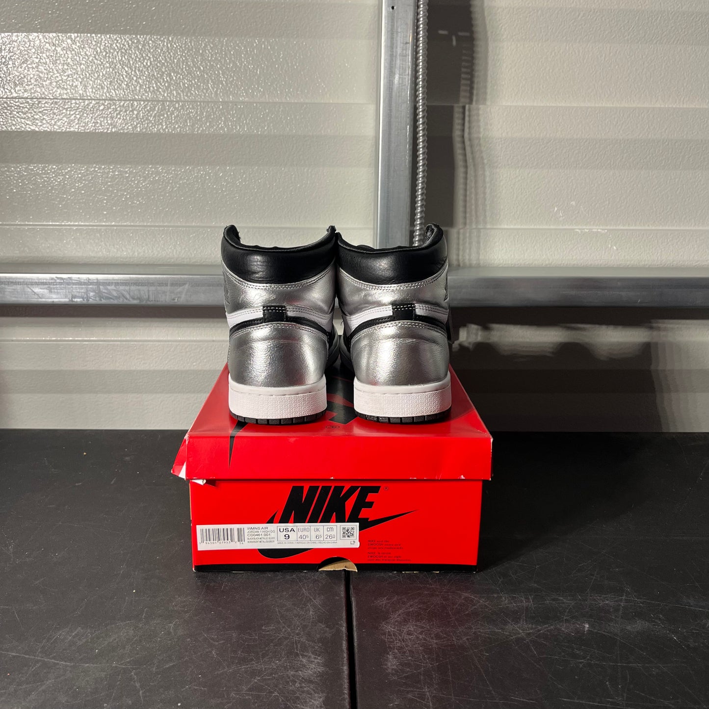 Size 9W - AJ 1 Retro High Silver Toe