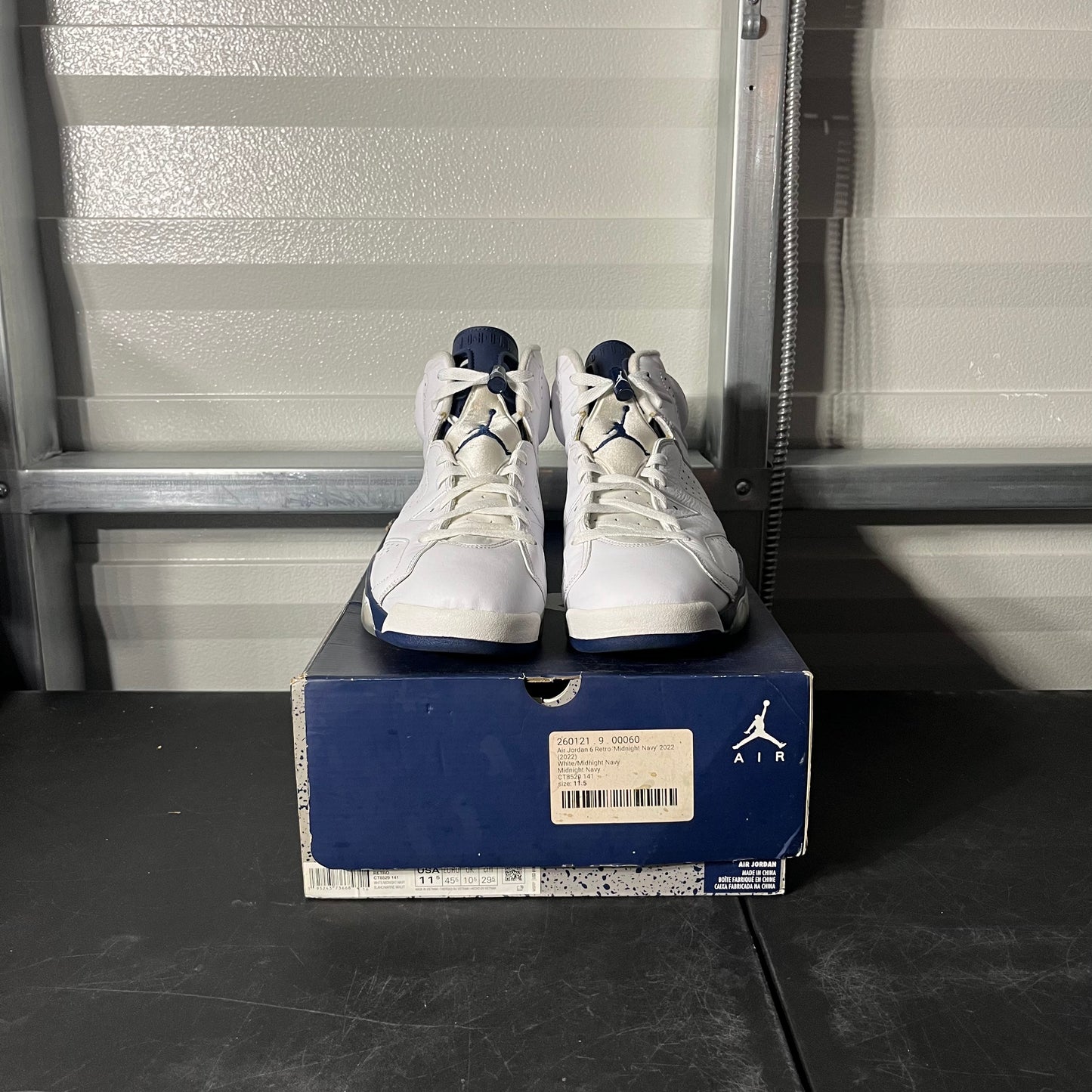 Size 11.5 - AJ 6 Retro Midnight Navy