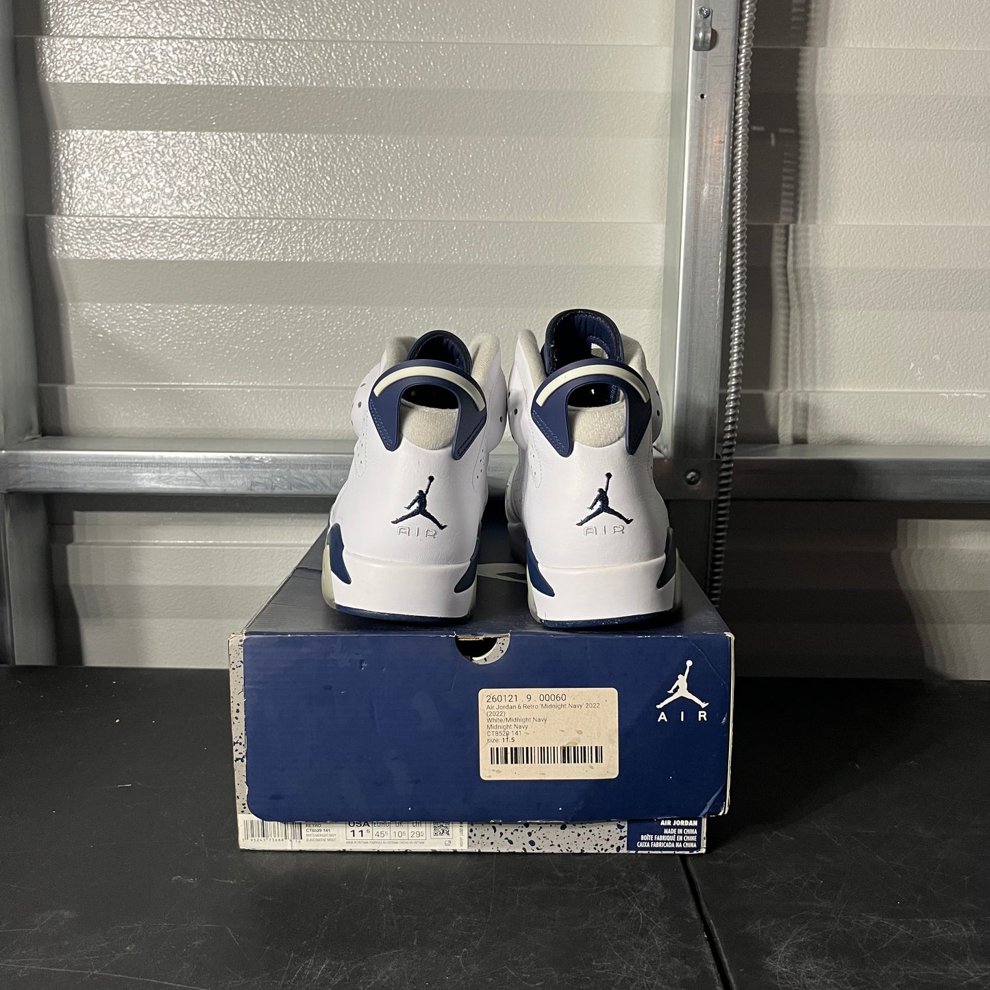 Size 11.5 - AJ 6 Retro Midnight Navy