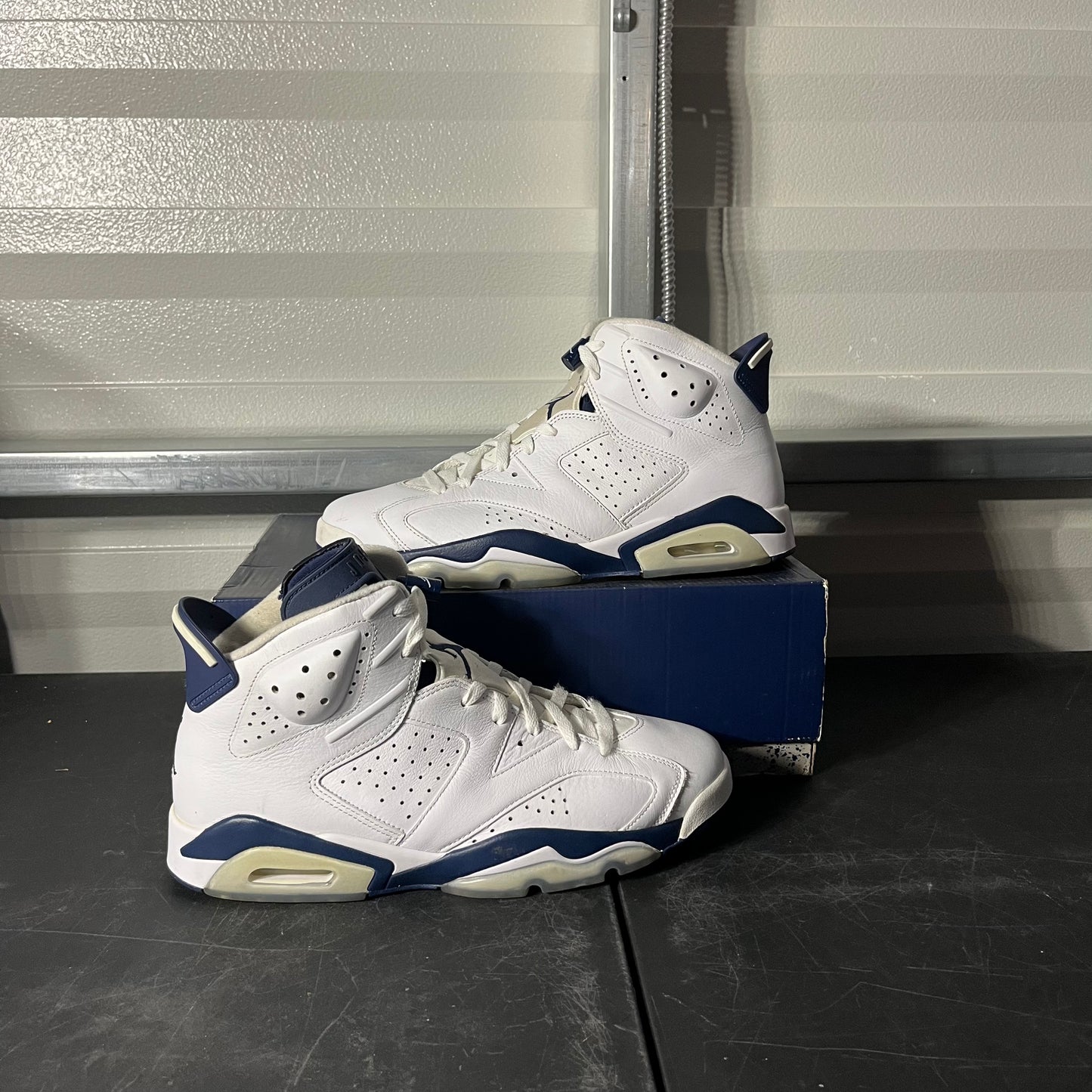 Size 11.5 - AJ 6 Retro Midnight Navy
