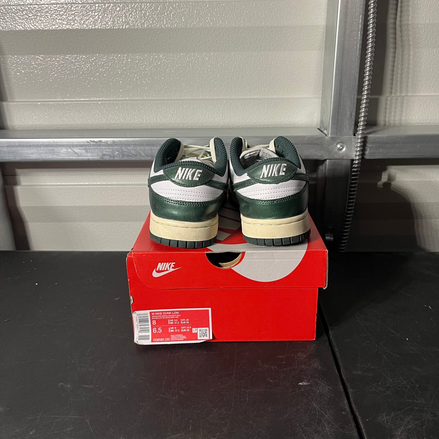 Size 8W - Dunk Low Retro Vintage Green