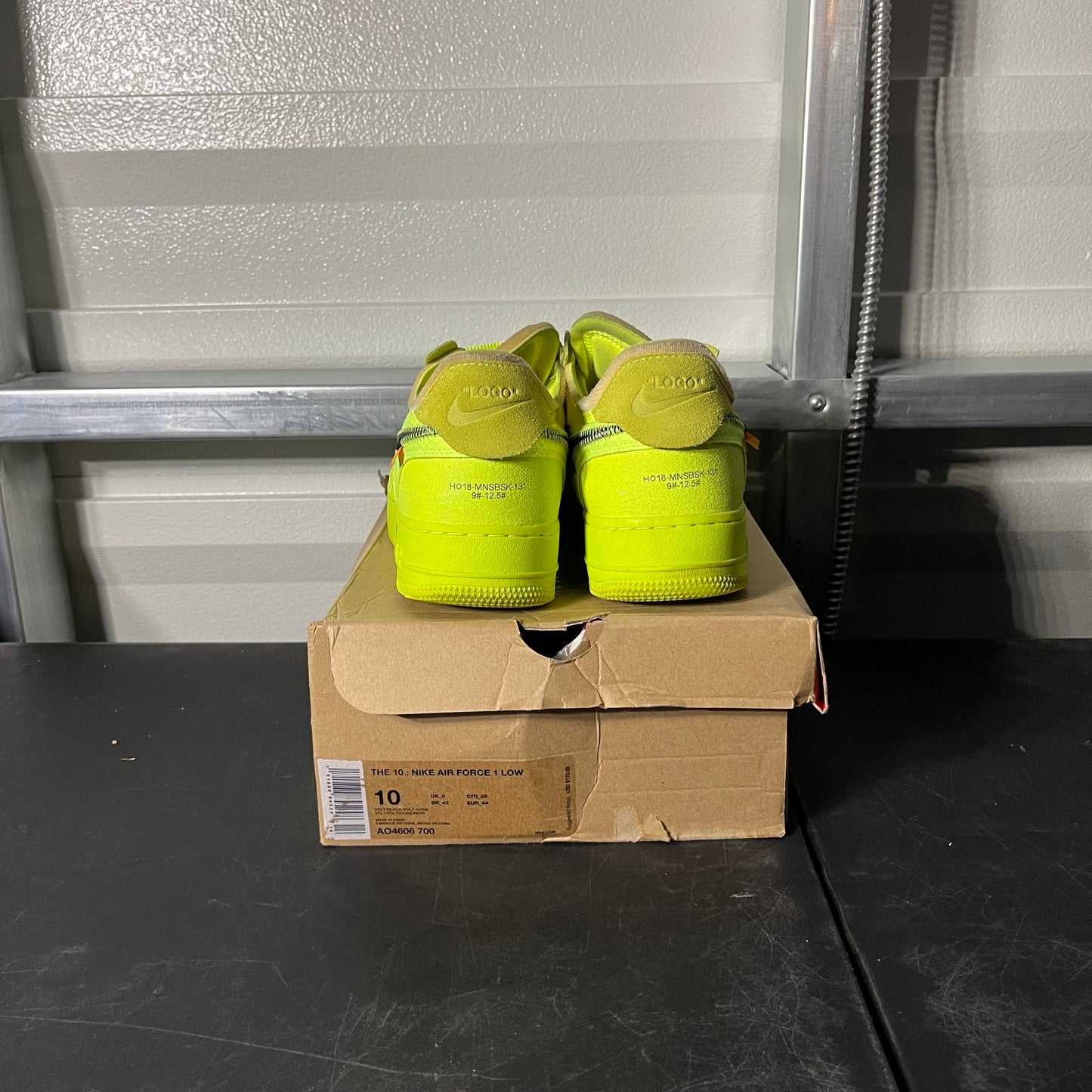 Size 10 - Off-White AF 1 Low Volt