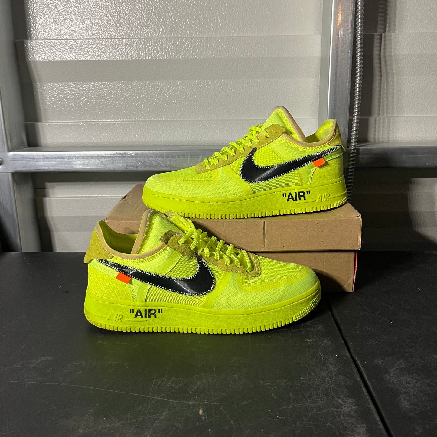 Size 10 - Off-White AF 1 Low Volt