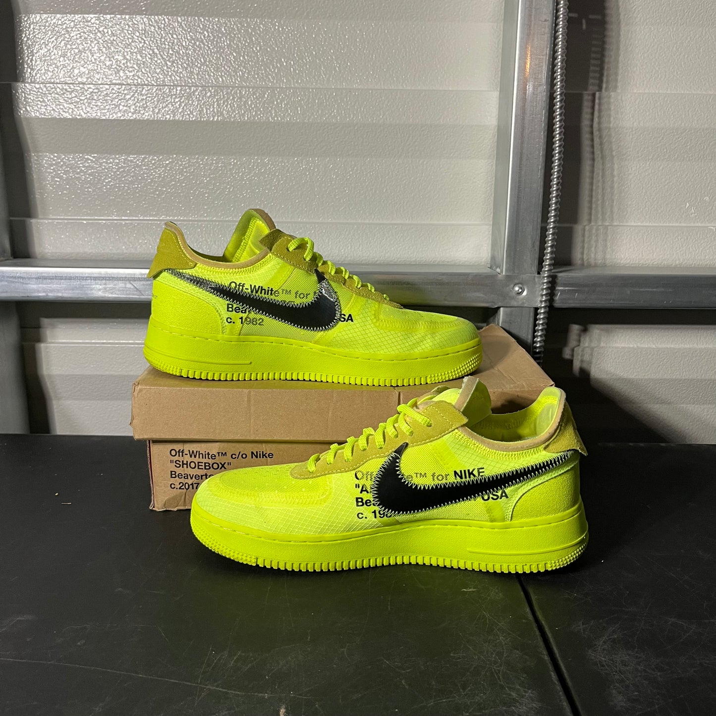 Size 10 - Off-White AF 1 Low Volt