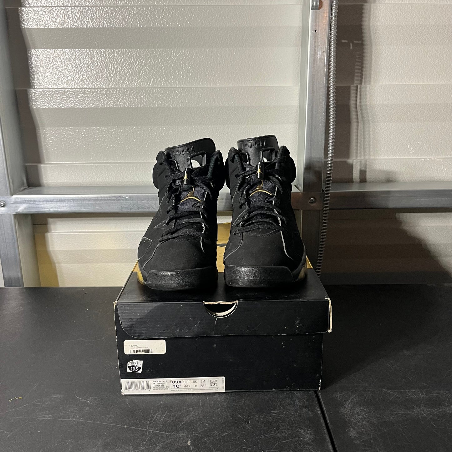 Size 10.5 - AJ 6 Retro DMP 2020