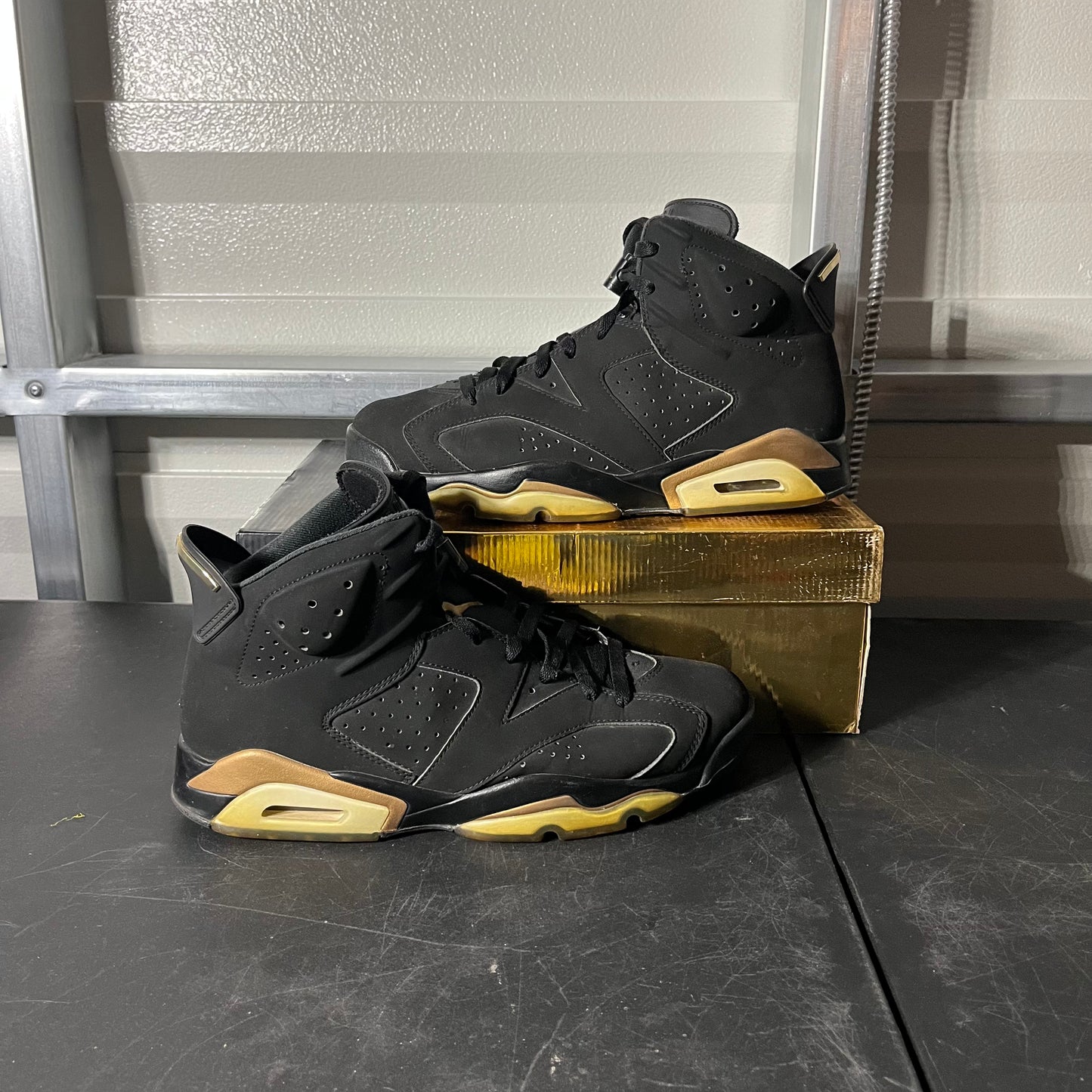Size 10.5 - AJ 6 Retro DMP 2020