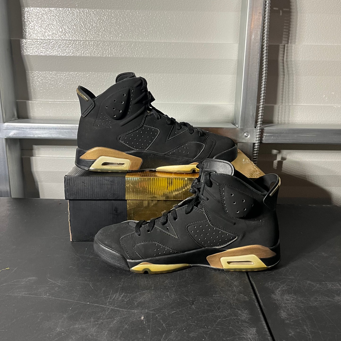 Size 10.5 - AJ 6 Retro DMP 2020