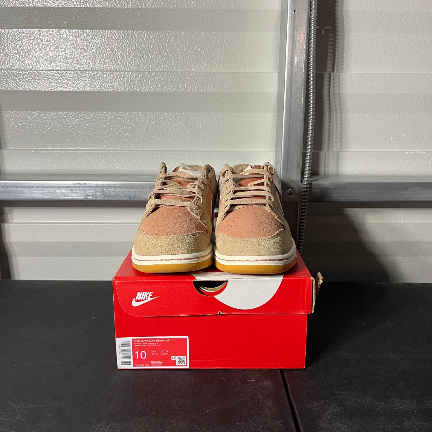 Size 10 - Dunk Low Retro Hemp