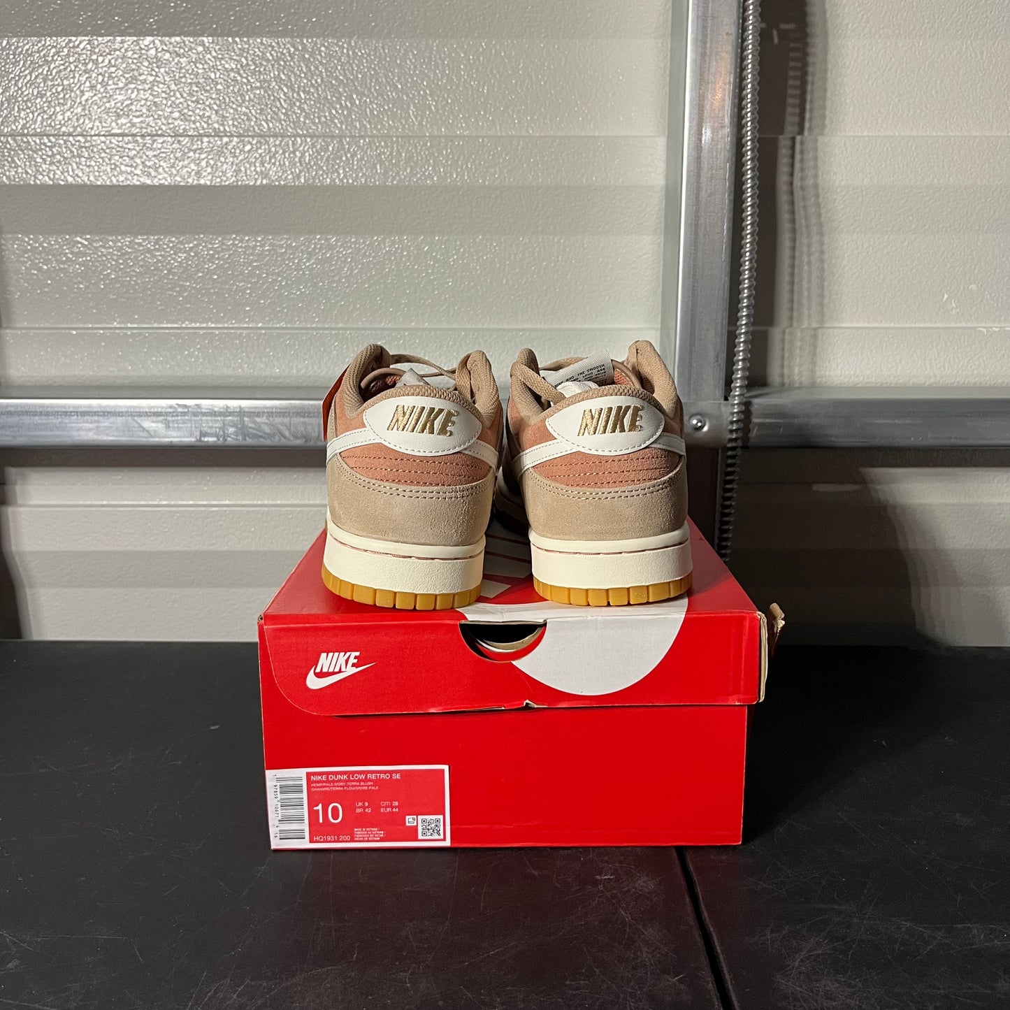 Size 10 - Dunk Low Retro Hemp