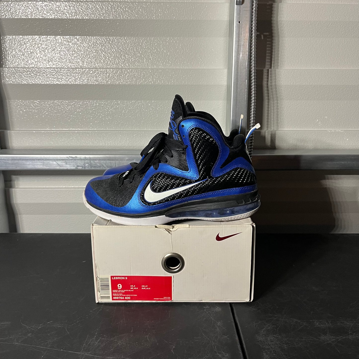 Size 9 - LeBron 9 Kentucky