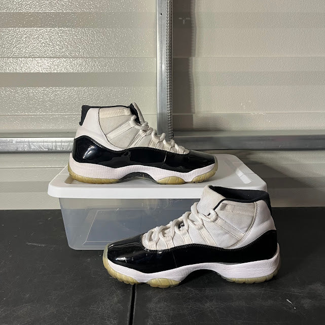 Size 9.5 - AJ 11 Retro Concord